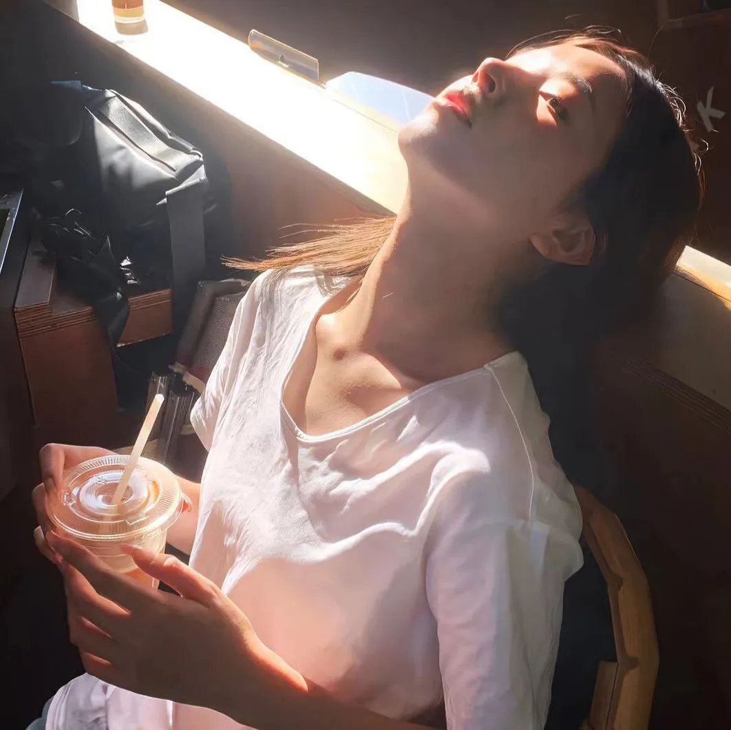 抓个女帝去打工